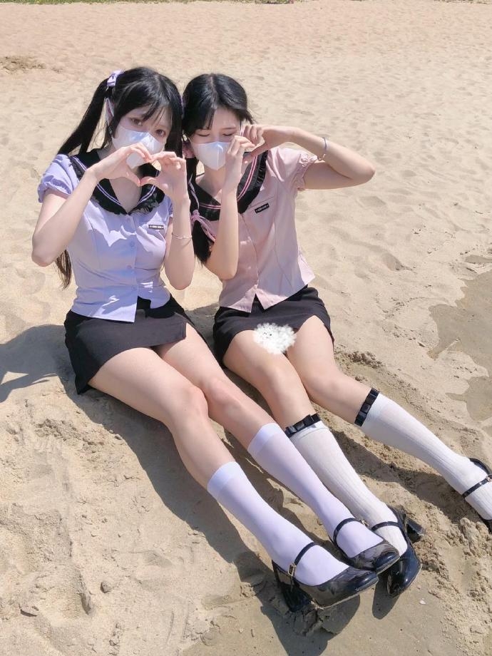 瀨 lanmao666 兩小閨蜜一起出來報班啦 幼齒可愛學生妹妹雙重快樂   _南部茶訊/樓鳳