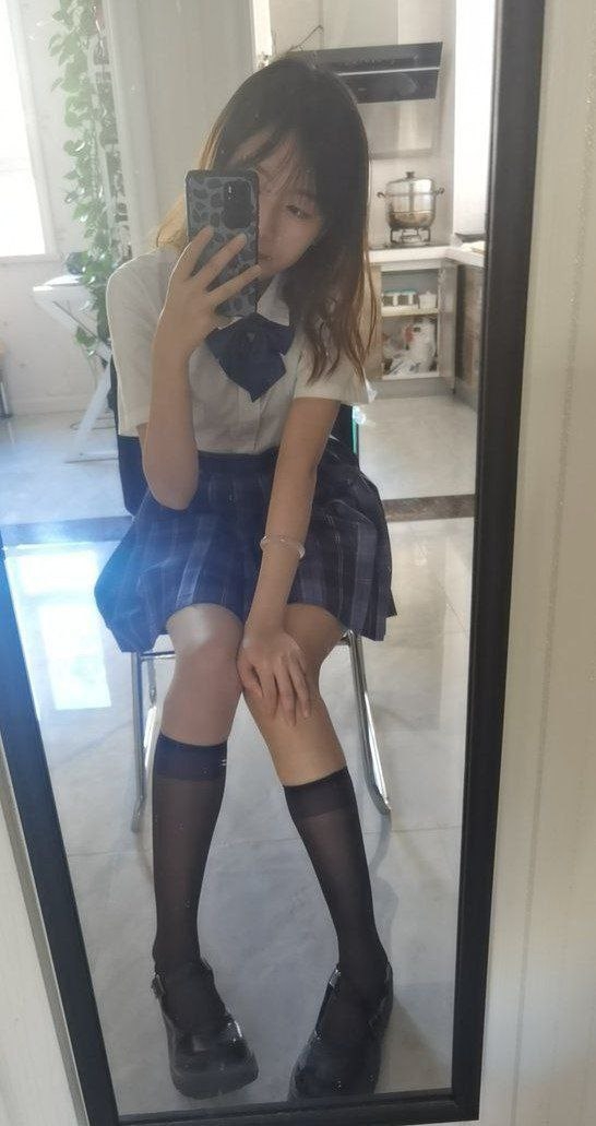 台灣千喜喝茶賴ns771 TG:@xd7123_中部茶訊/樓鳳
