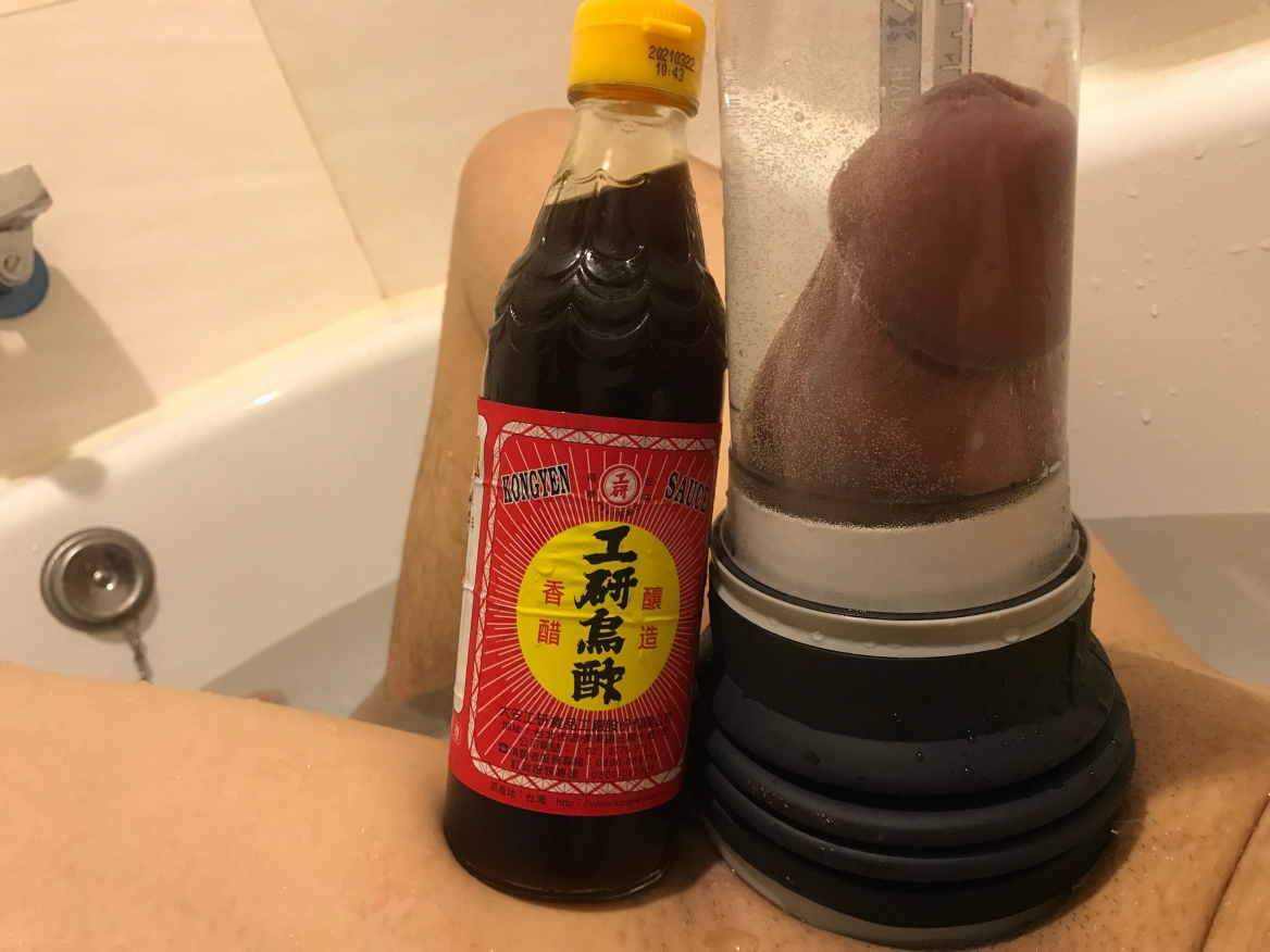 妳的小嫩穴能喝多少工研黑醋寶貝?_妳的小嫩穴能喝多少工研黑醋寶貝?_2